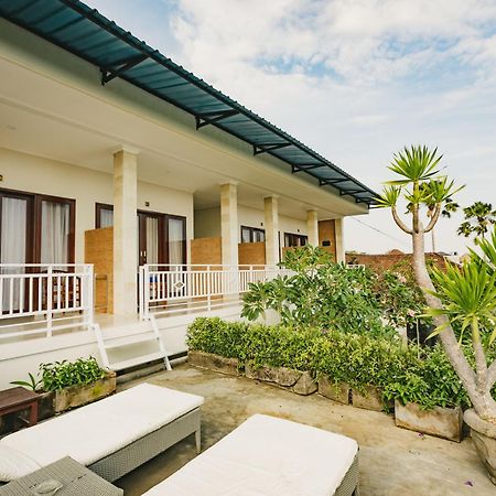 Happy Devi Guesthouse Canggu Zewnętrze zdjęcie