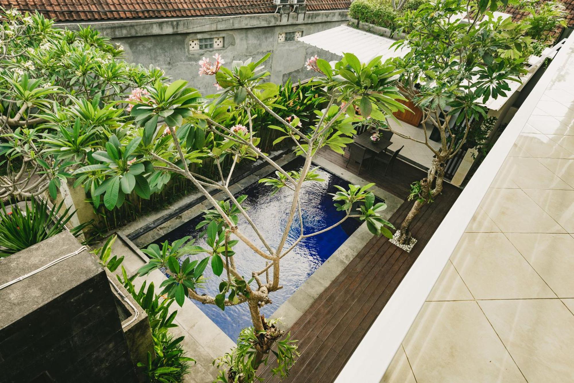 Happy Devi Guesthouse Canggu Zewnętrze zdjęcie