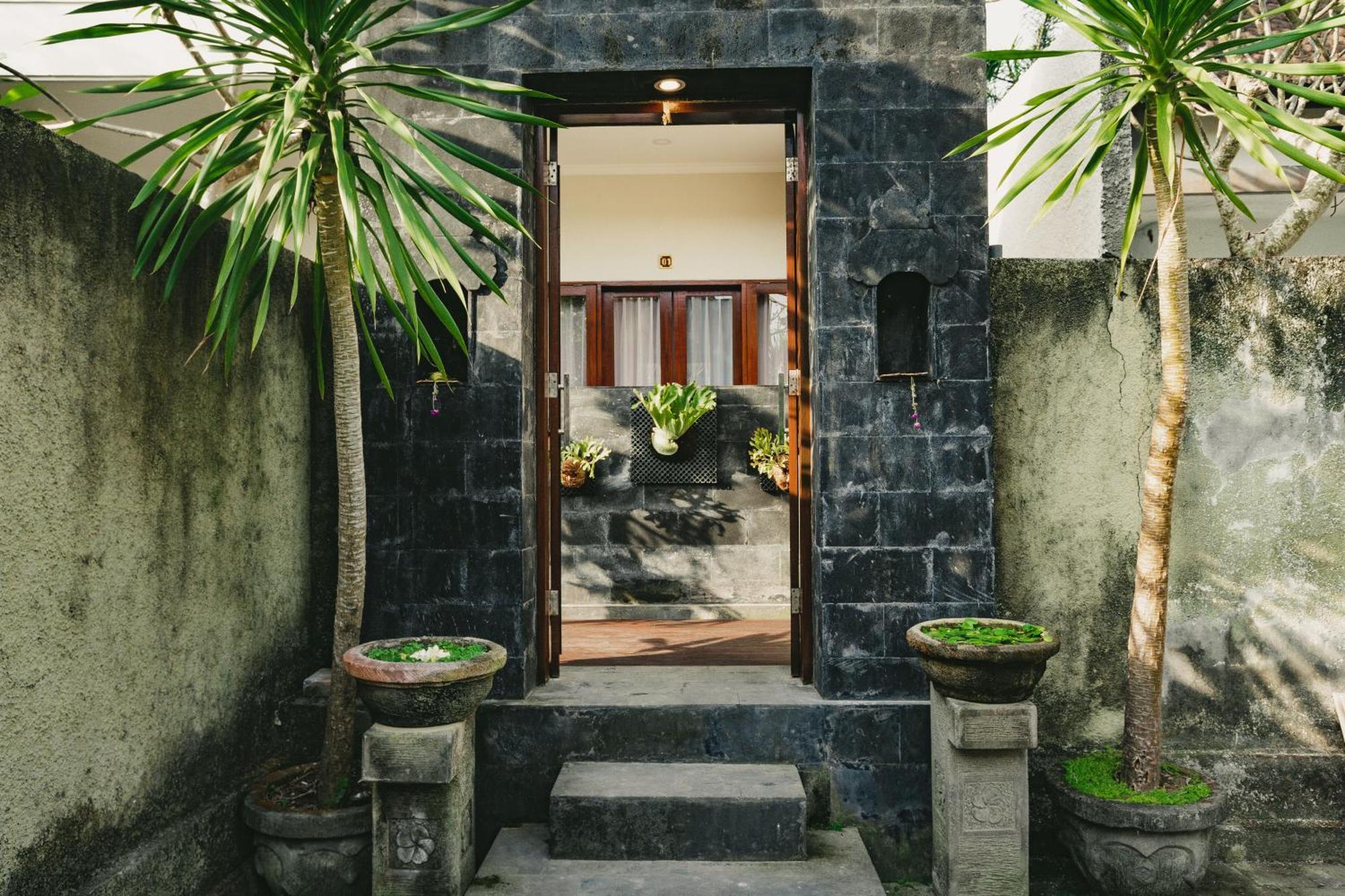 Happy Devi Guesthouse Canggu Zewnętrze zdjęcie
